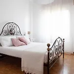The Best Rent - Large And Bright Two-Bedrooms Apartment With Balcony